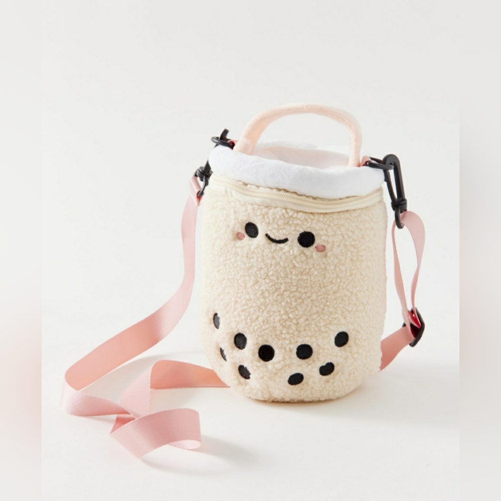 NEW Urban Outfitters Smoko Plushie Cute Cosmetic Boba Bag